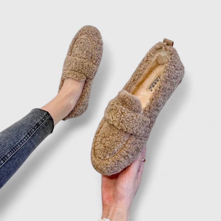 CIDEEMA | Warm Slippers with Elegant Design