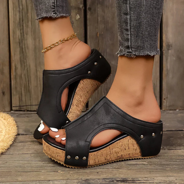 CIDEEMA | Stud Wedges